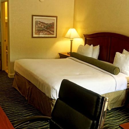 Best Western Point South Yemassee Buitenkant foto